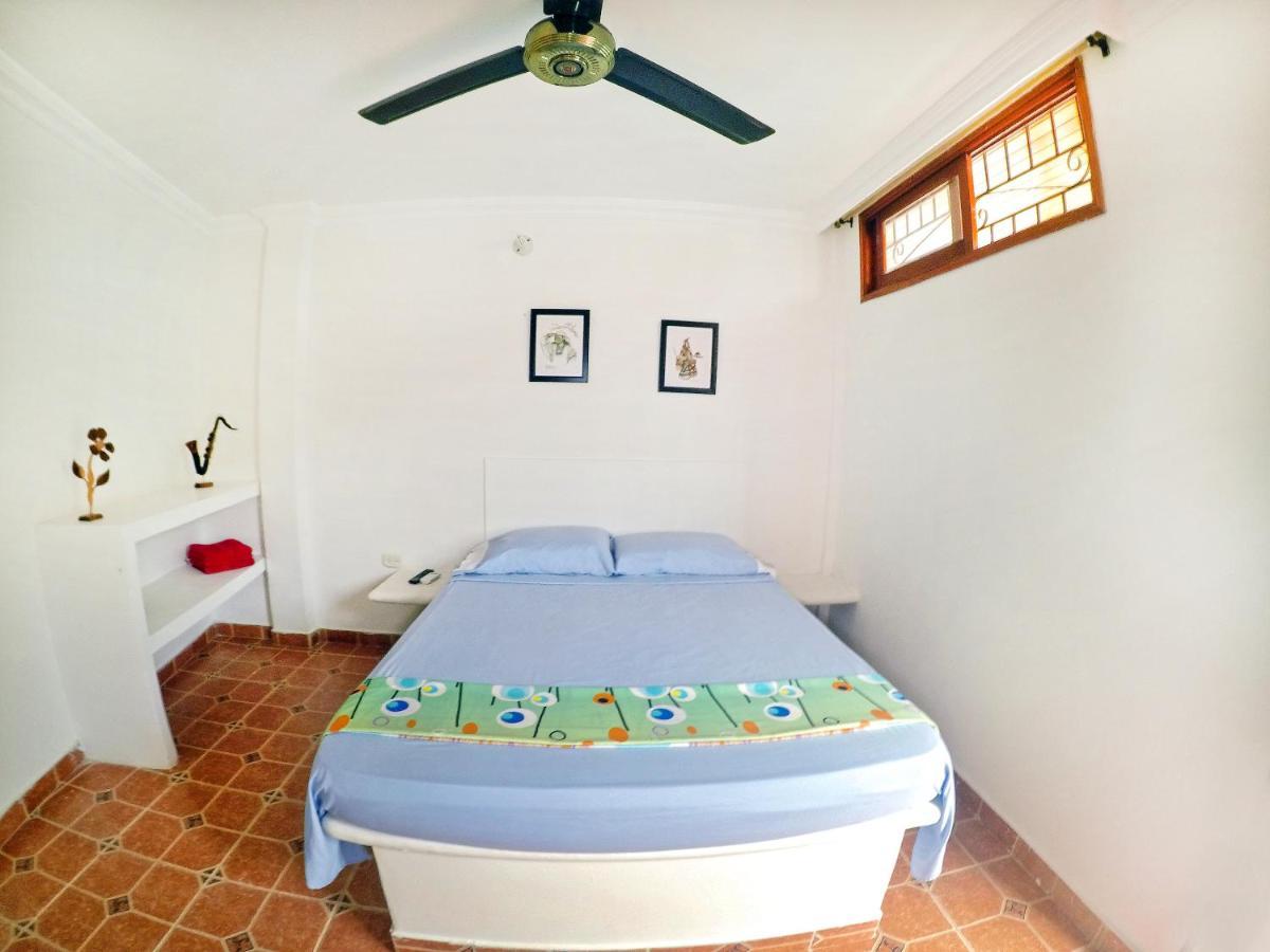 Hostal Dumbira Taganga Luaran gambar