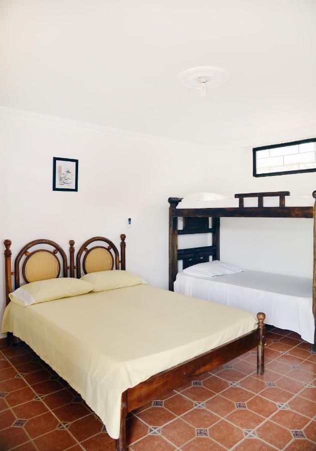 Hostal Dumbira Taganga Luaran gambar