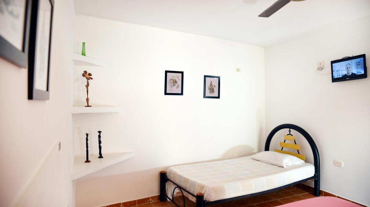 Hostal Dumbira Taganga Luaran gambar